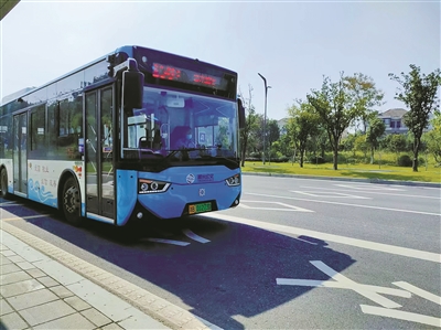 Ningbo အများသူငှာသယ်ယူပို့ဆောင်ရေးသည် 'အစိမ်းရောင်လမ်းကြောင်း' ကိုအားပေးသည်