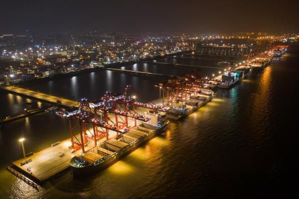 Ningbo Zhoushan ဆိပ်ကမ်းသည် 