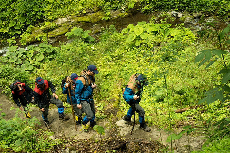 Outdoor Adventure Essential Self-help လက်စွဲ